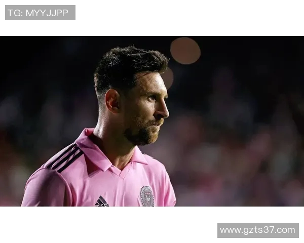 全球最具影响力知名足球球星综合实力排名与时代传奇对比分析