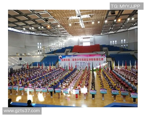 华为nova7手机壳设计灵感来源于足球明星，展现运动激情与个性风采