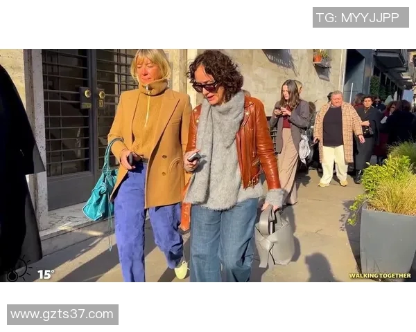 欧美足球球星街头穿搭时尚解析 展现运动与潮流完美融合