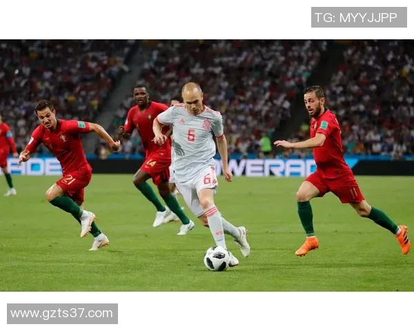 足球明星新赛季震撼登场 突破自我展现全新实力与风采 足球明星新赛季震撼登场 突破自我展现全新实力与风采