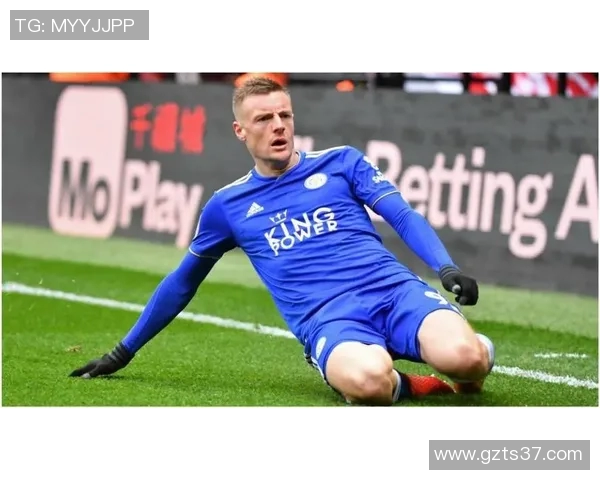 美国足球三大球星及其传奇生涯的影响力解析与未来发展展望 美国足球三大球星及其传奇生涯的影响力解析与未来发展展望