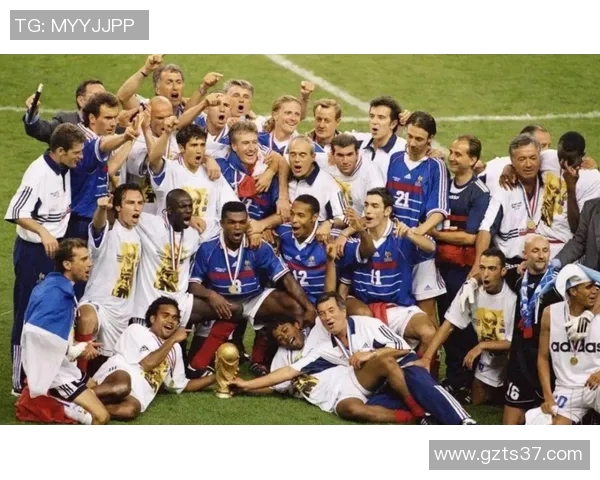 足球小辫传奇再续引领潮流 成为赛场与街头文化的双重符号