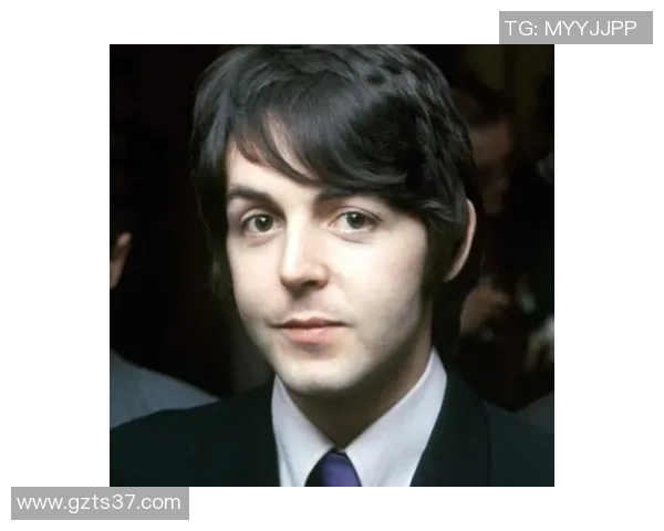 1977年德国足球巨星盘点 他们的辉煌成就至今被铭记 1977年德国足球巨星盘点 他们的辉煌成就至今被铭记