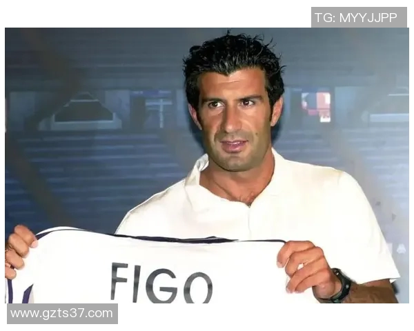 足球传奇告别赛场 央视聚焦球星退役背后的故事与荣耀